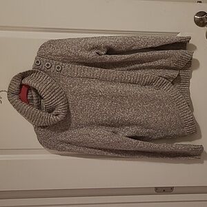 3/$27 Northern Reflections knit sweater